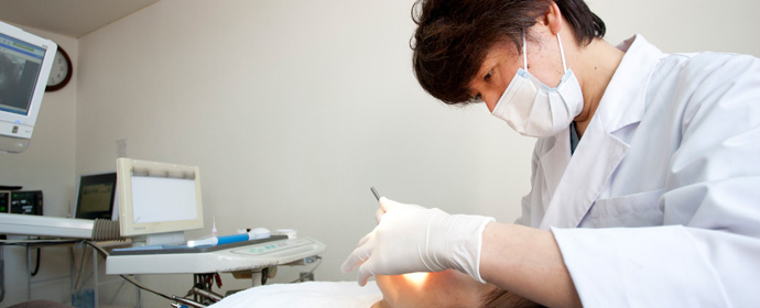 失った歯の治療には3つの方法